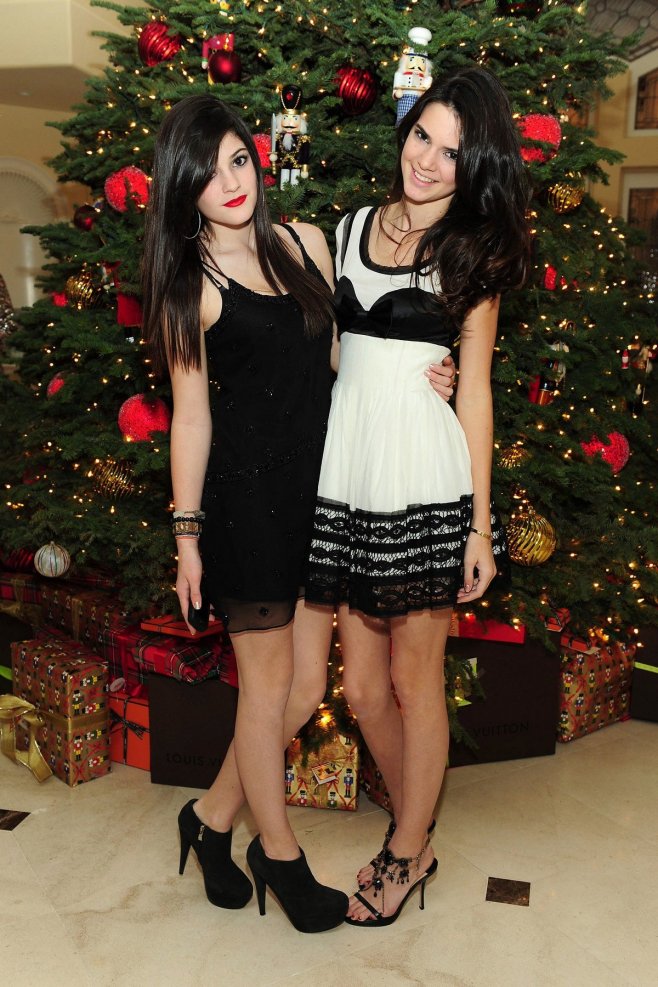 Kylie Jenner et sa soeur Kendall en 2009
