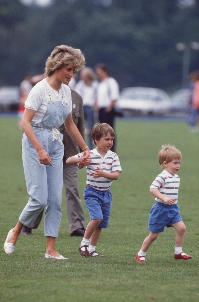 Lady Diana et ses fils à Windsor en 1987
