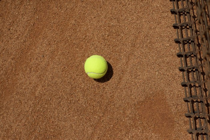Une balle de tennis 