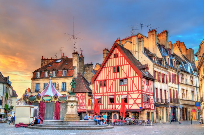 Bourgogne - Franche-Comté : 559 € par an