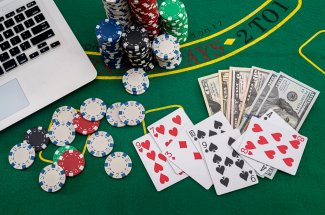 Poker : 5 conseils pour monter efficacement votre bankroll 