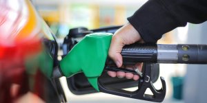 Économies de carburant : le moment où il faut éviter de faire le plein