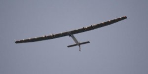 Solar Impulse 2 : un record du monde pour un vol historique 