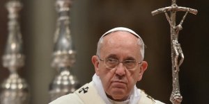 Le pape François et la fessée qui fait polémique 