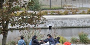 Migrants : un accord signé entre Londres et Paris
