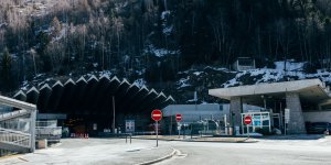Pourquoi le tunnel du Mont-Blanc va-t-il fermer ? 