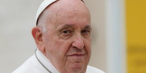 Pourquoi le pape François dit qu'il ne vient pas "en France" ?