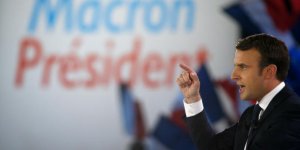 Présidentielle : l'équipe de Macron victime d'un piratage massif 