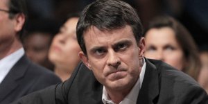 Un employé municipal d’Evry suspendu pour avoir comparé Manuel Valls à Hitler