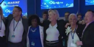VIDEO Marine Le Pen : la folle danse de sa mère et sa sœur pour fêter sa victoire