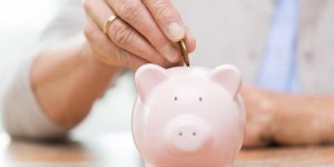 Epargne : les meilleures astuces des retraités pour mettre de l'argent de côté