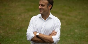 Politique : Macron met en pause ses vacances et reprend la parole avant la rentrée politique