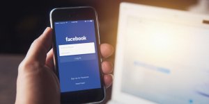 Facebook : le mystère des publications mises en avant sur votre fil d’actualité enfin révélé