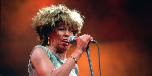 Tina Turner : retour sur la carrière de la légende du rock en photos