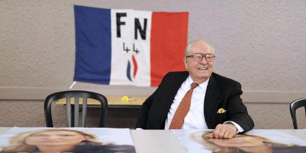 Théorie du complot : Jean-Marie Le Pen persiste et signe