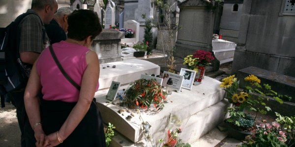 Père-Lachaise : enquête sur ce cimetière devenu mythique au fil des décennies
