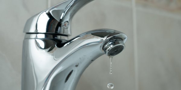 Restrictions d'eau : les départements concernés par des arrêtés préfectoraux 
