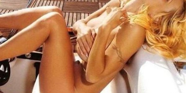 Pamela Anderson : ses photos sexy enflamment Instagram ! 