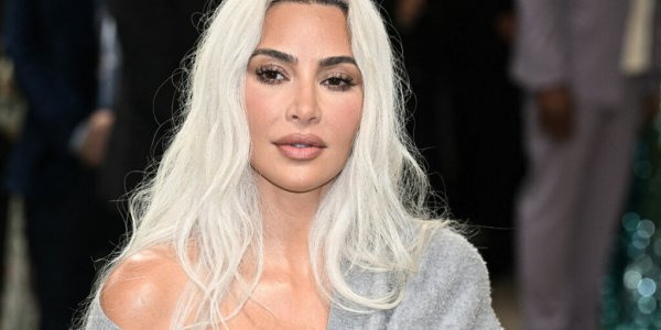 Met Gala 2024 : « Elle ne peut même pas respirer », Kim Kardashian choque la planète avec sa robe