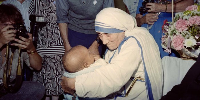 Le nom de Mère Teresa associé à un trafic d’enfants
