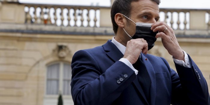 Emmanuel Macron : ses r&eacute;ponses aux arguments des anti-vaccins