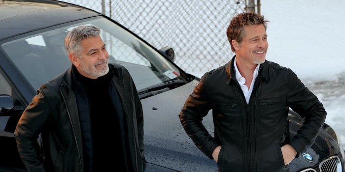  Brad Pitt et George Clooney : les photos in&eacute;dites de leur prochain film &quot;Wolves&quot; d&eacute;voil&eacute;es